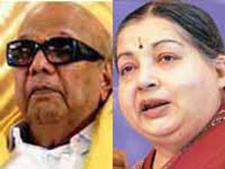 திமுக கூட்டணிக்கு 140-அதிமுக கூட்டணிக்கு 94 இடங்கள்: நக்கீரன் கருத்துக் கணிப்பு