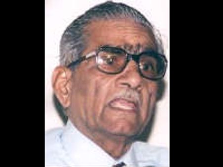 நீதிபதிகளுக்கு லஞ்சம்-சிடி சிக்கலில் லோக்பால் கமிட்டி இணைத் தலைவர் சாந்தி பூஷண்