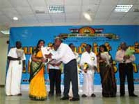 துபாய் தமிழ்ச் சங்கம் நடத்திய சித்திரைத் திருவிழா: புதிய நிர்வாகிகள் தேர்வு