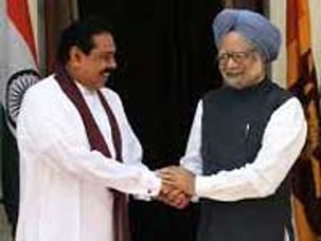 கள்ள ஓட்டு... 'போர்க் குற்றவாளி' ராஜபக்சேவின் பெயரை நீக்கியது 'டைம்'!!