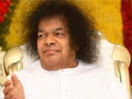 ஆந்திராவில் 4 நாட்கள் துக்கம்... அரசு மரியாதையுடன் சாய்பாபா இறுதிச் சடங்கு!!