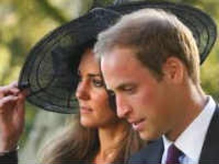 வந்துவிட்டார் வில்லியம், காக்க வைப்பாரா கேட்? எதிர்பார்க்கும் மக்கள்