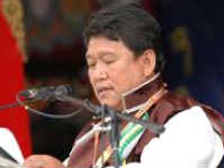 அருணாச்சல் முதல்வருடன் மாயமான ஹெலிகாப்டர்-பூடானில் தரையிறங்கியது