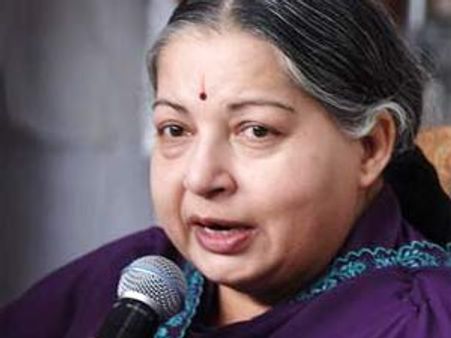 ராஜபக்சேவை சர்வதேச கோர்ட்டில் நிறுத்த நடவடிக்கை எடுக்க முயற்சிப்பேன்-ஜெயலலிதா