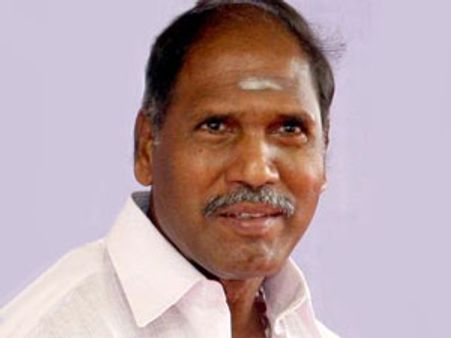 கட்சி ஆரம்பித்த இரண்டே மாதங்களில் முதல்வராகும் ரங்கசாமி!!