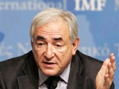 ஹோட்டல் பணிப்பெண்ணை பலாத்காரம் செய்த ஐஎம்எப் நிர்வாக இயக்குநர் கைது!