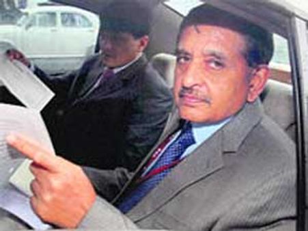 2ஜி ஊழல்-ஜூன் 7ல் நாடாளுமன்ற குழு முன் சிபிஐ இயக்குனர் ஆஜராகிறார்