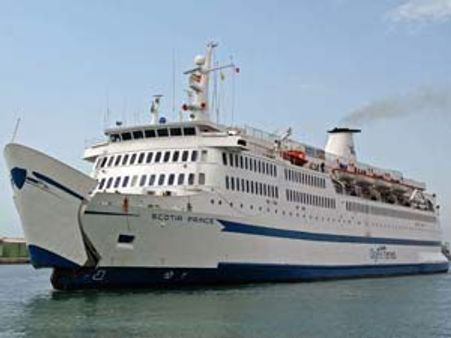 இலங்கைக்கு எம்எல்ஏக்கள் குழு; பயணிகள் கப்பலை நிறுத்த வேண்டும்- பிரதமரிடம் ஜெ. கோரிக்கை