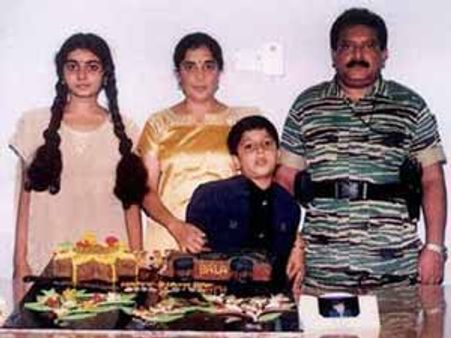 பிரபாகரன் மனைவி மகள் உயிருடன் உள்ளனர்-இலங்கை பாராளுமன்றத்தில் தகவல்