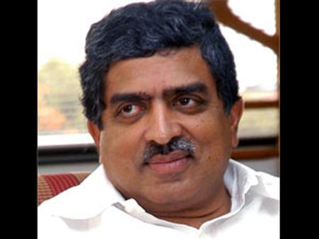 சுற்றுச்சூழல் பள்ளிக்கு ரூ 50 கோடி நன்கொடை கொடுத்த நிலகேனி!