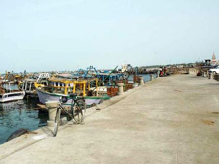 23 ராமேஸ்வரம் மீனவர்களையும் விடுதலை செய்தது தலைமன்னார் கோர்ட்