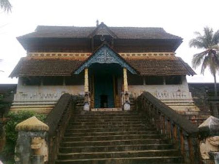 திருவனந்தபுரம் பத்மநாப சுவாமி கோவில் பொக்கிஷம் திருவட்டார் கோவிலுக்குச் சொந்தமானதா?