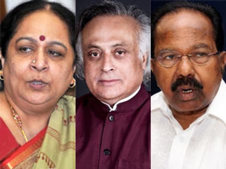 ஜெயந்தி நடராஜன் உள்பட 8 புதிய அமைச்சர்கள் பதவியேற்றனர்