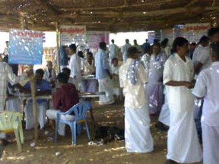 அரிசி சோறு... ஆட்டுக்கறி குழம்பு... அமர்க்களப்படும் ஆடி மொய் விருந்து!!  