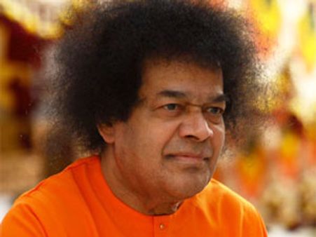 சாய்பாபா ஆசிரமத்தில் தங்க, வெள்ளி, பணக் குவியல்கள் கண்டுபிடிப்பு