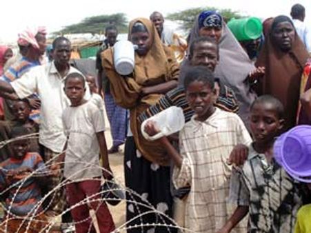 உள்நாட்டுப் போரால் உருக்குலைந்த சோமாலியா-பட்டினியில் வாடும் 1.13 கோடி மக்கள்