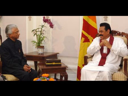 மலையாளிகளுக்கு பதவி: பிரதமர் அலுவலக முதன்மை செயலாளர் டி.கே.ஏ. நாயருக்கு கல்தா!