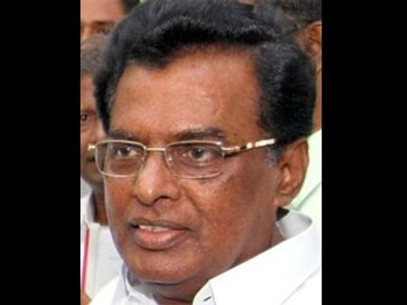 வீரபாண்டி ஆறுமுகம் திடீரென மீண்டும் கைது-கோவை சிறையில் அடைப்பு, திமுகவினர் வன்முறை