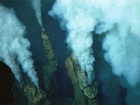 இந்திய பெருங்கடலை 'தோண்டும்' சீனா: கவலையோடு வேடிக்கை பார்க்கும் இந்தியா!