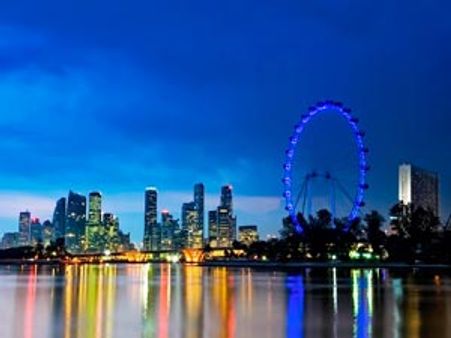 சிங்கப்பூர் அதிபர் தேர்தலில் மிகக் கடும் போட்டி- நாதனின் பதவிக்காலம் முடிகிறது!