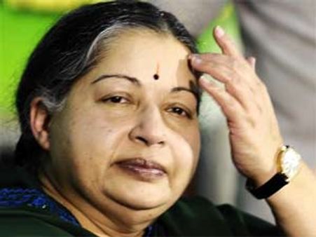 8 மாத குழந்தையின் ஆபரேஷனுக்கு முதல்வர் ஜெயலலிதா நிதியுதவி