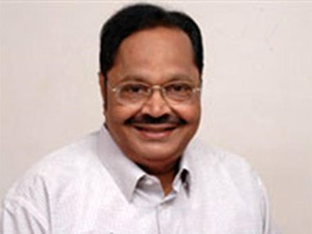 கூடுதல் கட்டணம்... துரைமுருகன் நடத்தும் கல்லூரிகள் மீது புகார்!