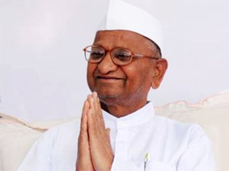 அன்னாவைக் கைது செய்து பெயரைக் கெடுத்துக் கொண்டது யுபிஏ: அமெரிக்க நாடாளுமன்றக் குழு