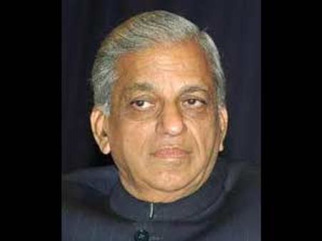 கர்நாடகம்: முறைகேடான நிலம்- சிக்கலில் மாட்டிய லோக் ஆயுக்தா நீதிபதி