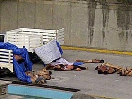 மெக்சிகோவில் 35 மனித உடல்களை சாலையில் வீசி சென்ற மர்மக் கும்பல்