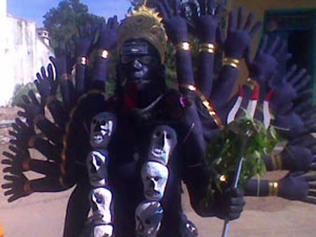 குலசேகரப்பட்டணம் முத்தாரம்மன் கோவில் தசரா விழா-150 சிறப்பு பஸ்கள் இயக்கம்