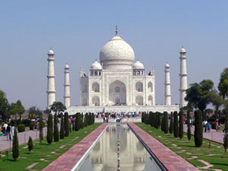 பராமரிக்காவிட்டால் இன்னும் 5 ஆண்டுகளில் தாஜ் மஹால் இடியும் அபாயம்-ஆய்வாளர்கள்