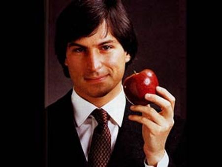 உலகை மாற்றியமைத்த 3 ஆப்பிள்கள்: ஸ்டீவுக்கு இணையங்களில் குவிந்த அஞ்சலி