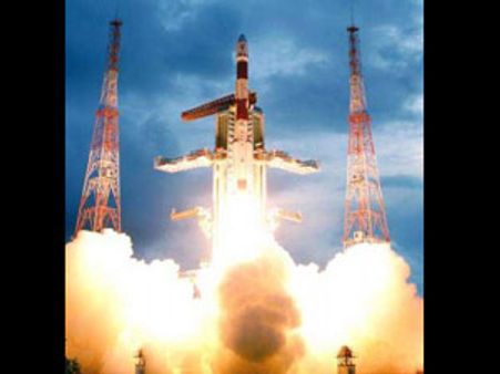 பி.எஸ்.எல்.வி-சி 18 வெற்றிக்கரமாக விண்ணில் ஏவப்பட்டது: 4 செயற்கைக் கோள்களை ஏவியது