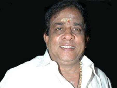 பட்டாசு வெடித்து குடிசையில் தீப்பிடித்து விபத்து: பிரசாரத்தை விட்டு ஓடிய சிங்கமுத்து