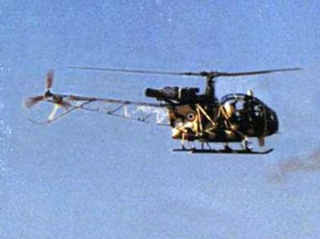 பாக். எல்லைக்குள் புகுந்த இந்திய ராணுவ ஹெலிகாப்டர்-4 வீரர்கள் சிறைபிடிப்பு