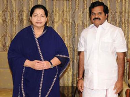 திருச்சி மேற்கில் வெற்றி பெற்ற அதிமுகவின் பரஞ்சோதி எம்.எல்.ஏவாக பதவியேற்றார்