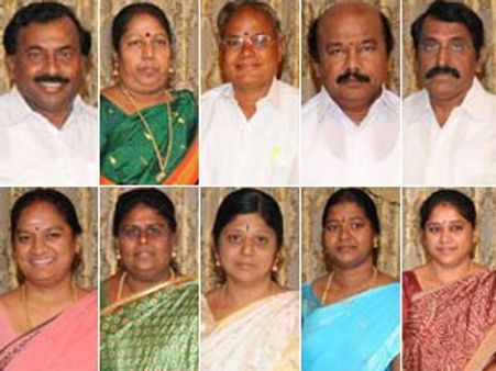 10 புதிய மேயர்கள் பதவியேற்றனர்: சைதை துரைசாமி பதவியேற்பை நேரில் வந்து வாழ்த்தினார் ஜெ.