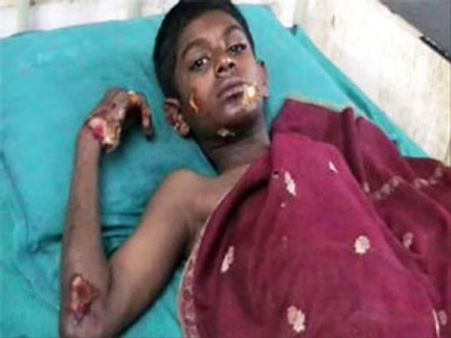 செங்கோட்டை அருகே டெட்டனேட்டரை வெடிக்கச் செய்த மாணவன்- போலீஸ் தீவிர விசாரணை