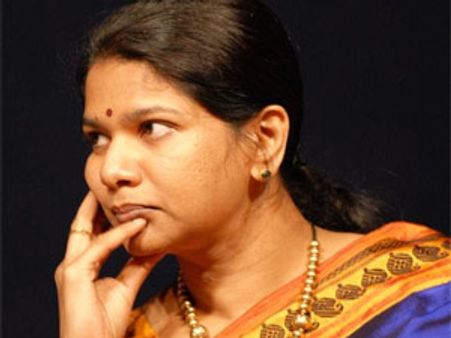 2ஜி வழக்கிலிருந்து கனிமொழி விடுபட வேண்டி வழக்கறுத்தீஸ்வரர் கோவிலில் திமுக வழிபாடு!