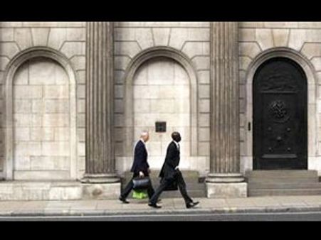 ஐரோப்பிய நெருக்கடியால் இங்கிலாந்தில் வேலைவாய்ப்புகள் குறைகின்றன!