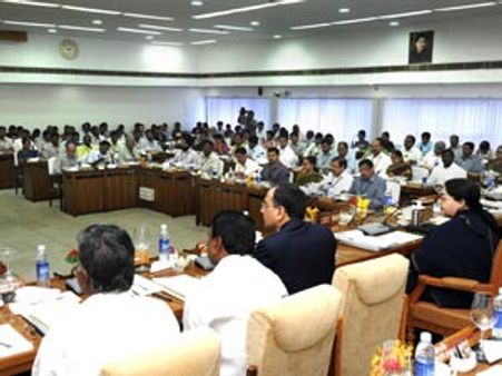 நாமகல்லில் பஸ் 'பாடி பில்டிங்' தொழிற்சாலை: ஜெயலிலதா அறிவிப்பு