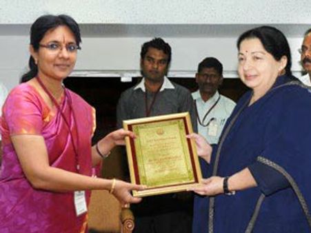 கலெக்டர்கள் மாநாடு முடிந்தது-தமிழகத்திற்கு 43 திட்டங்களை அறிவித்த ஜெ.