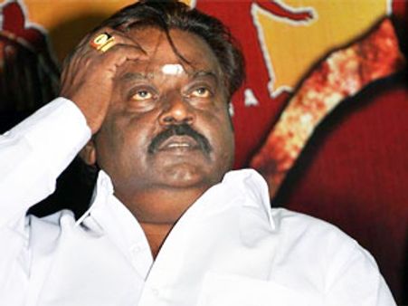 பெண்களை இரவில் கைது செய்யக் கூடாது என்று தெரிந்தும் கைது செய்தது ஏன்?- விஜயகாந்த் கேள்வி