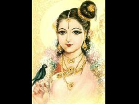 இதமான பனியுடன் தொடங்கும் டிசம்பர் மாதம்