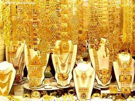 இந்தியர்களின் வீடுகளில் 1,80,00,000 கிலோ தங்கம்!!!