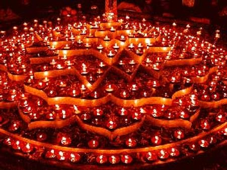 அகத்தின் இருளை போக்கும் தீப வழிபாடு !