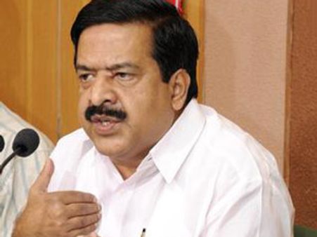 மலையாளிகளைத் தமிழர்கள் தாக்குவார்கள் என்பதை எதிர்பார்க்கவில்லை- ரமேஷ் சென்னிதலா