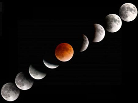 இன்று முழு சந்திர கிரணகம்: இந்தியாவில் தெளிவாக தெரியும்