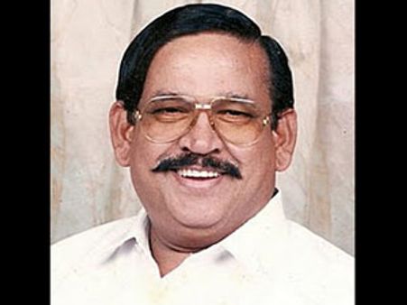 முல்லைப் பெரியாறு விவகாரம்: குமுளி நோக்கி சென்ற காங். எம்.பி. ஆரூண் உள்பட 350 பேர் கைது