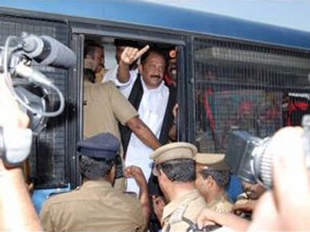 தமிழகம் பொங்கி எழுந்து விட்டது, இனி யாராலும் கட்டுப்படுத்த முடியாது-வைகோ